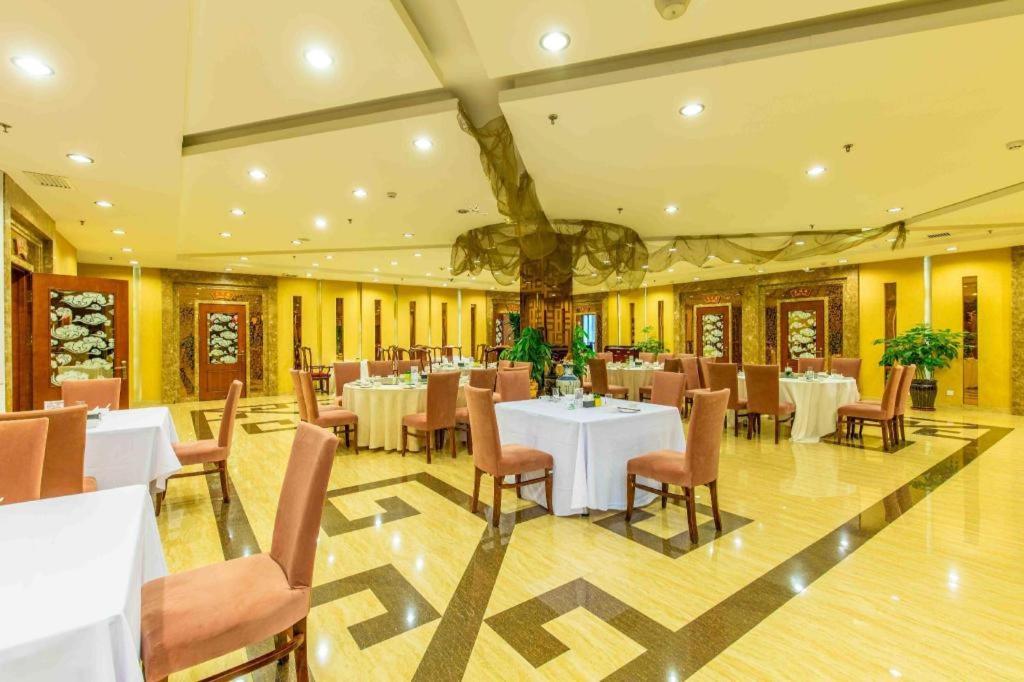 ฉางชุน การ์เดน โฮเต็ล Hotel ภายนอก รูปภาพ